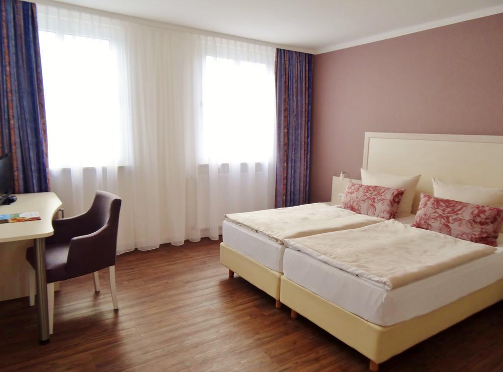 Landhotel Alte Schule - Hotel Garni Schillig Dış mekan fotoğraf