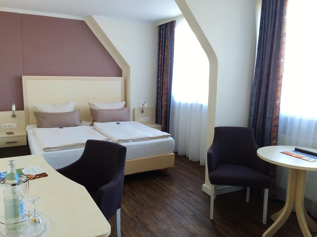 Landhotel Alte Schule - Hotel Garni Schillig Dış mekan fotoğraf